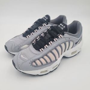 Nike Air Max Tailwind IV Women's Grey Athletic Shoes CJ7976-006 Size 7